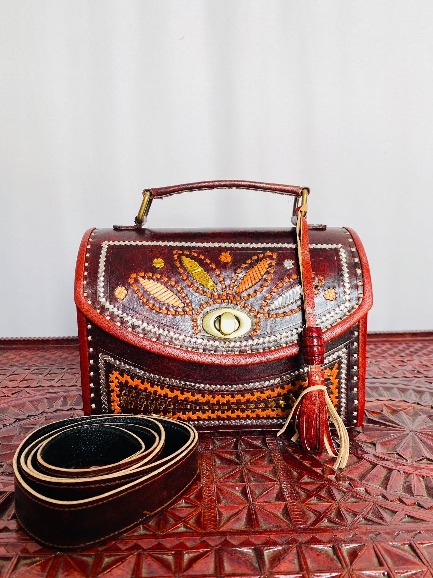 Pankh - Leather & Wood Hut Bag